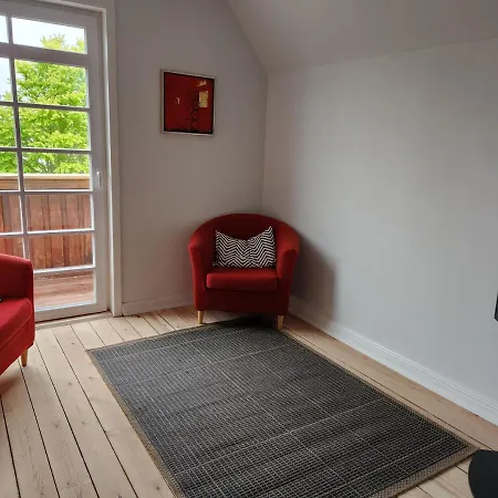Breakaway Apartment