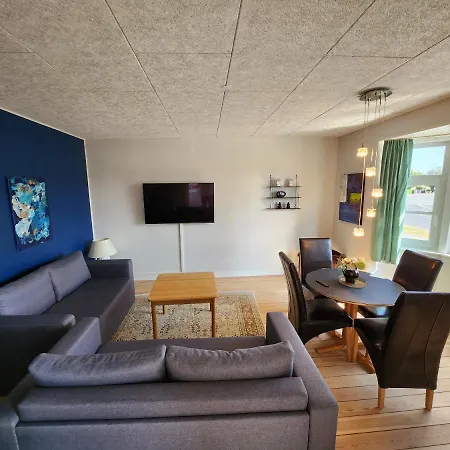 Breakaway Apartment